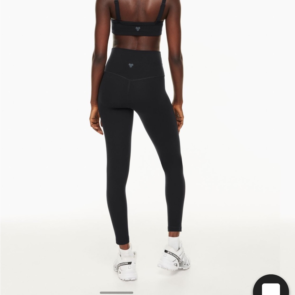 Aritzia TNAbutter cheeky hi-rise leggings